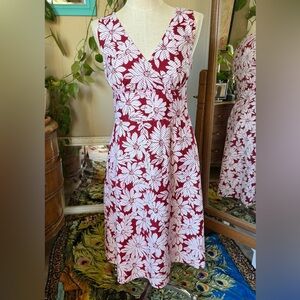 Ann Taylor V-Neck Midi Dress, size 8